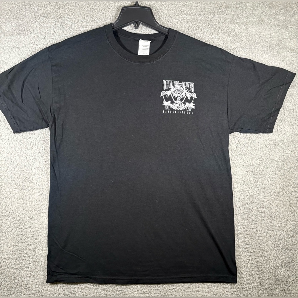 Rumble on the River Black Bandera Texas Biker Rallies 2011 T Shirt Gildan Large